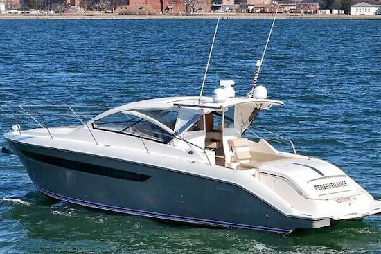 Pursuit SC 365i Sport Coupe Yacht For Sale