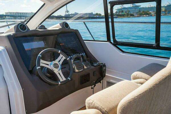 Azimut 45 Atlantis Yacht For Sale