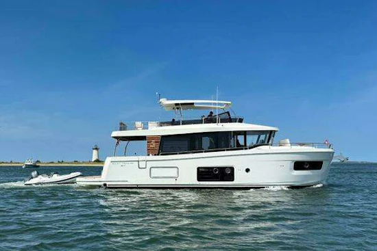 Beneteau Swift Trawler 54 Yacht For Sale