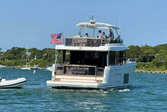 Beneteau Swift Trawler 54 Yacht For Sale