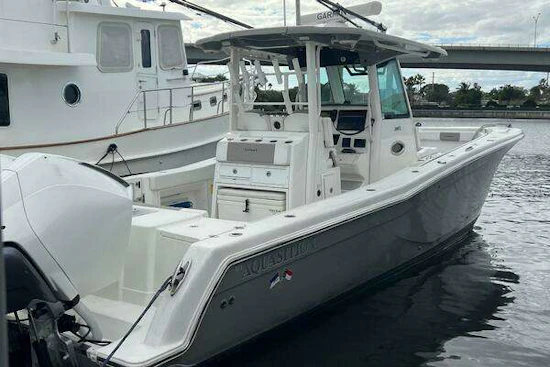 Caymas 341CC Yacht For Sale