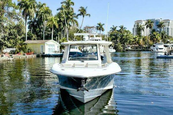 Boston Whaler 350 Realm Yacht For Sale