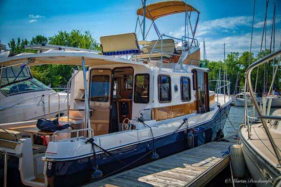 Ranger Tugs R-31 CB Yacht For Sale