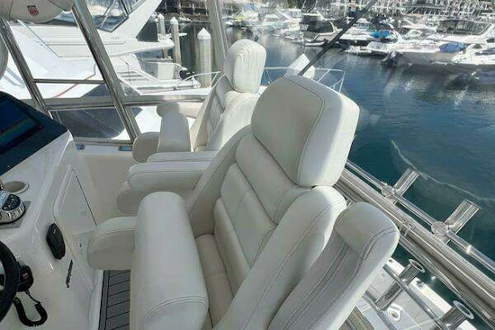 Riviera 43 Flybridge Yacht For Sale