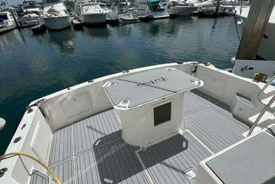 Riviera 43 Flybridge Yacht For Sale