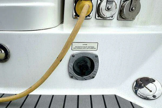 Formula Performance Cruiser Yacht For Sale