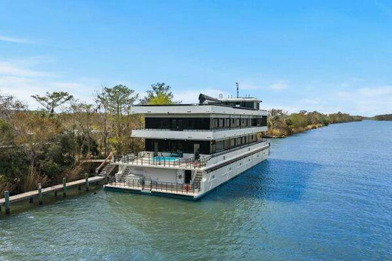 Breaux Brothers 120 GLV Yacht For Sale