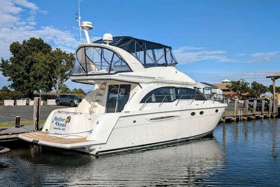 Meridian  Yacht For Sale