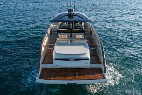 Invictus TT 460 Yacht For Sale