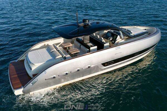 Invictus TT 460 Yacht For Sale