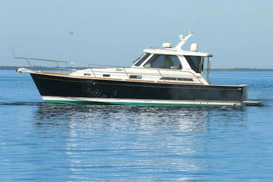 Sabre 38 Hard Top Express Yacht For Sale
