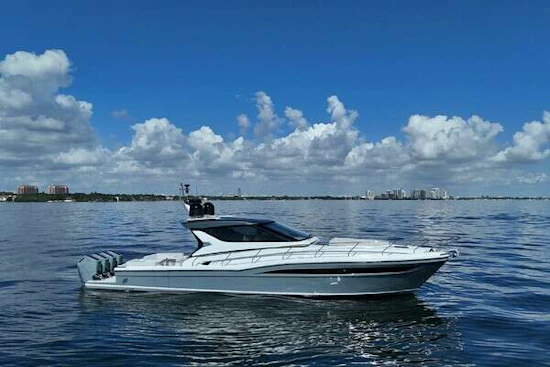 Uniesse HTC5P Yacht For Sale