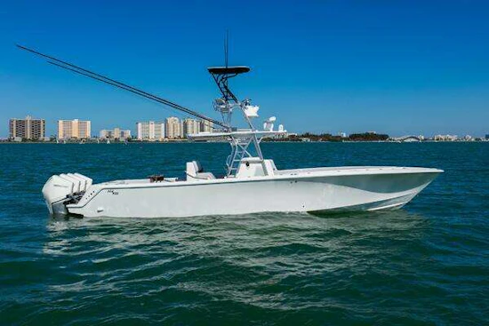 SeaVee 390B Yacht For Sale