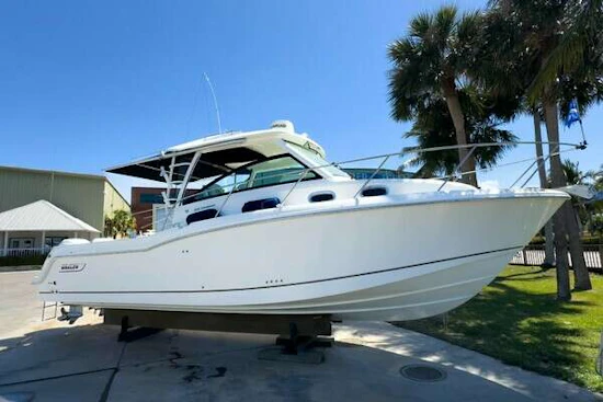 Boston Whaler 315 Conquest Yacht For Sale