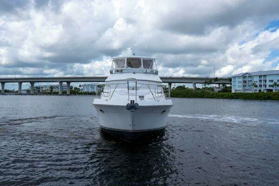 Silverton Ovation Yacht For Sale