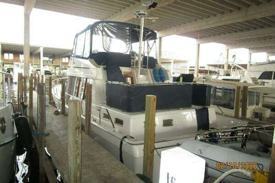 Mainship 430 Yacht For Sale