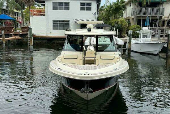 Chris-Craft Calypso 35 Yacht For Sale