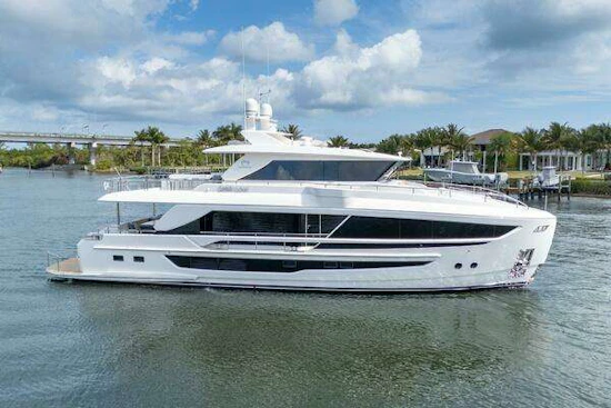 Horizon 80FD Yacht For Sale