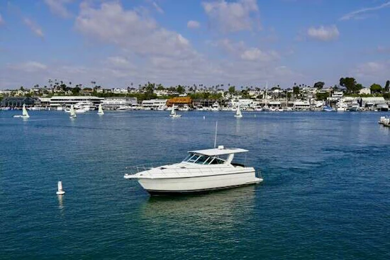 Tiara Yachts  Yacht For Sale