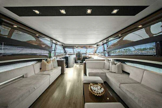 Marquis 630 Sport Yacht Yacht For Sale