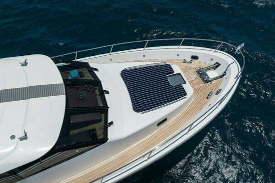 Pacific Mariner 85 Yacht For Sale