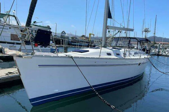 Catalina 470 Yacht For Sale
