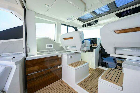 Tiara Yachts 43 LE Yacht For Sale