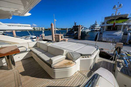 Princess V72 Express Yacht Yacht For Sale