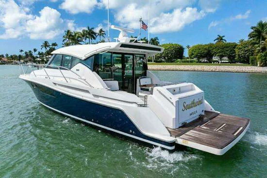 Tiara Yachts C44 Yacht For Sale