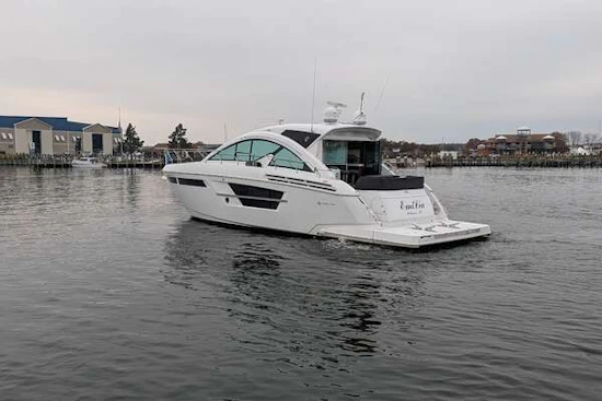 Cruisers Yachts 54 Cantius Yacht For Sale