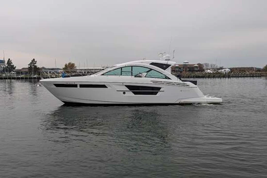 Cruisers Yachts 54 Cantius Yacht For Sale