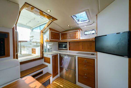 MJM 43z Yacht For Sale