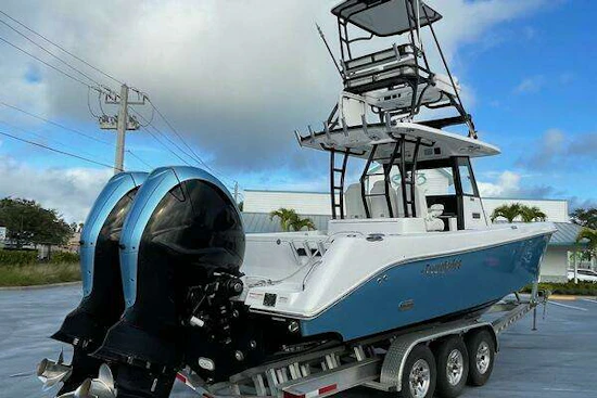 Everglades 335 Center Console Yacht For Sale