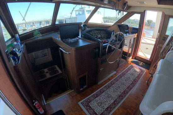 Hatteras 54MY Yacht For Sale
