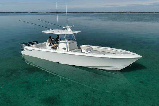 Contender 39 ST Yacht For Sale
