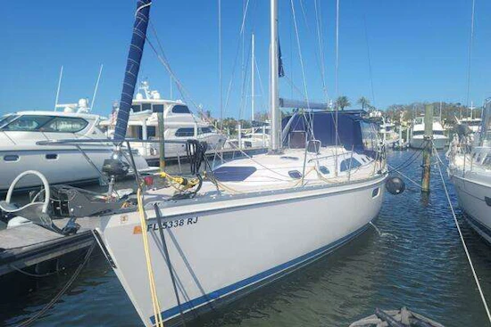 Catalina 445 Yacht For Sale