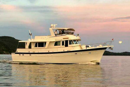 Hatteras 58 LRC Yacht For Sale