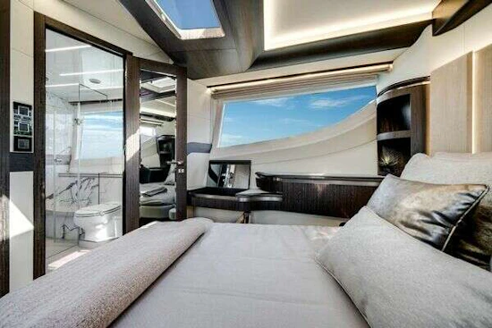 Galeon 560 FLY Yacht For Sale