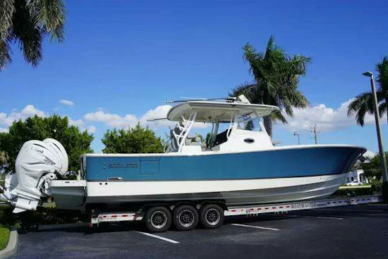 Regulator 37 Yacht For Sale