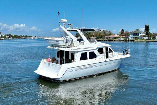 Navigator 4600 Classic Yacht For Sale