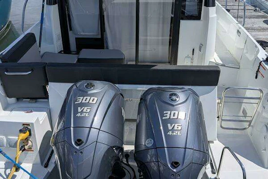 Jeanneau NC 1095 Weekender Yacht For Sale