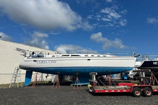 Catalina 470 Yacht For Sale