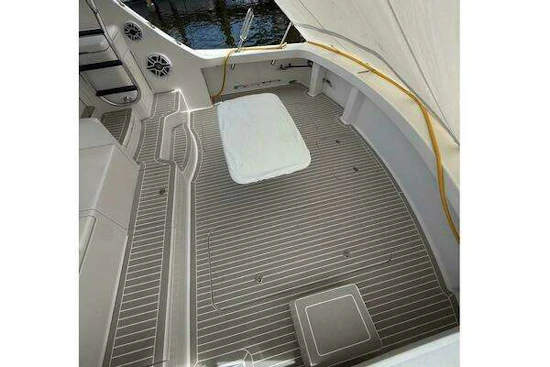 Hatteras GT54 Yacht For Sale