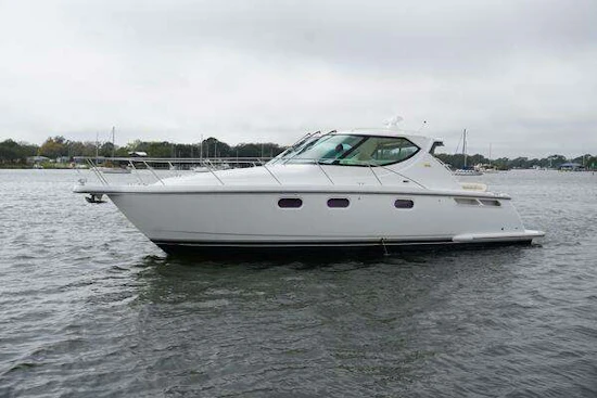 Tiara Yachts 3900 Sovran Yacht For Sale