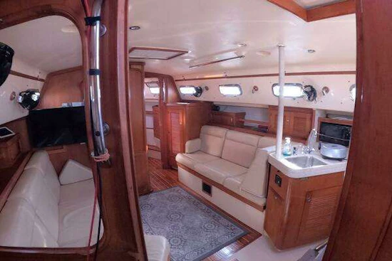 Island Packet 370 Yacht For Sale