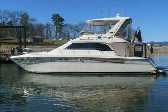 Sea Ray 480 Sedan Bridge Yacht For Sale