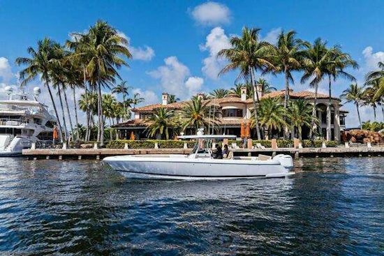 Intrepid 345 Nomad FE Yacht For Sale