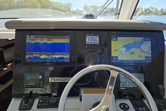 Pursuit 355 Offshore Yacht For Sale