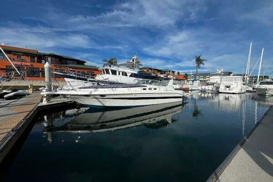 Sea Ray 400 express Yacht For Sale