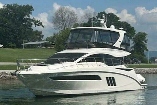 Sea Ray 510 FLY Yacht For Sale
